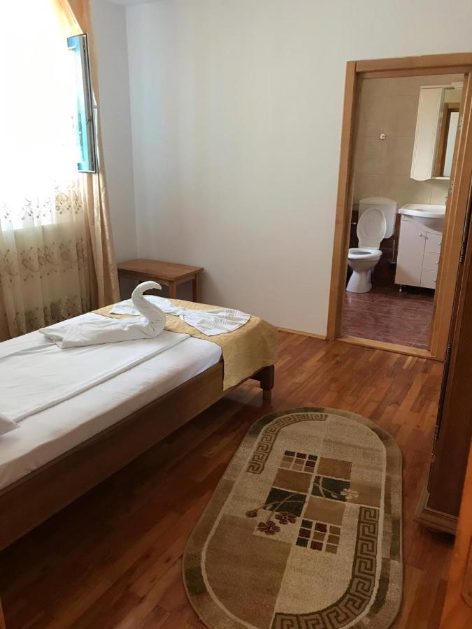 Casa Nursil Hotel Eforie Nord Buitenkant foto