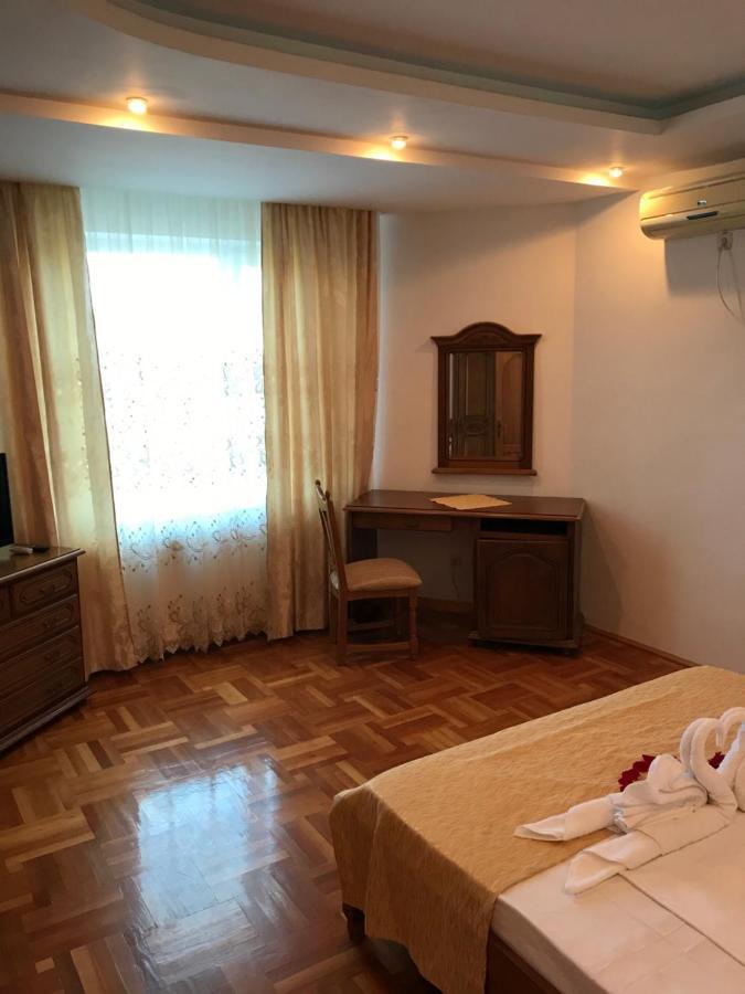 Casa Nursil Hotel Eforie Nord Buitenkant foto