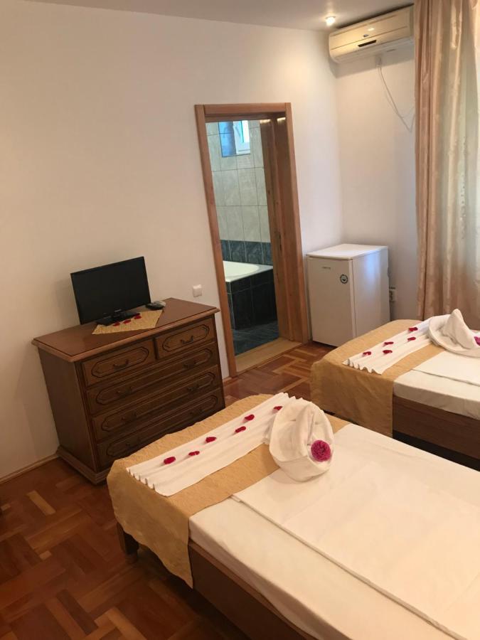 Casa Nursil Hotel Eforie Nord Buitenkant foto
